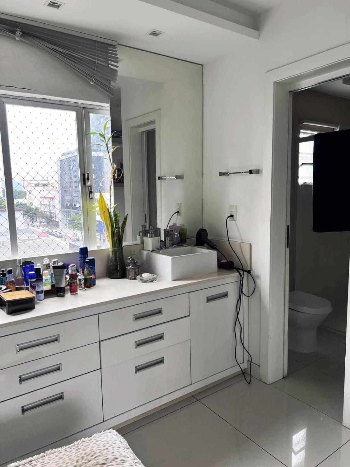 4 Andar Sem Elevador Centro Bc Apartamento *